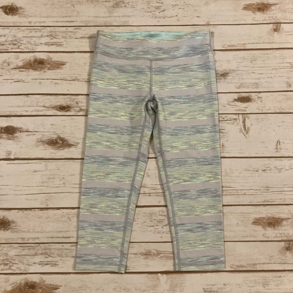 Lululemon Ivivva Rythmic Crop Mint Green Microstripe Leggings Size 12
